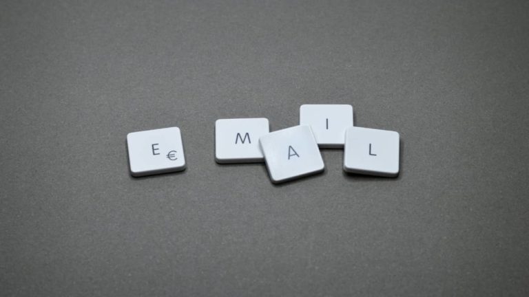 Comment créer une adresse email professionnelle en 5 minutes ?