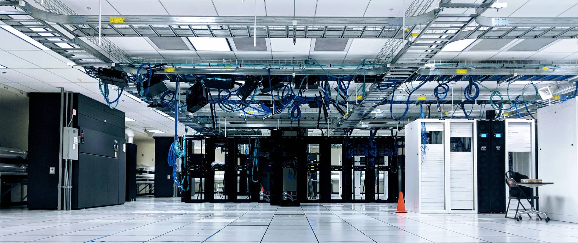 Photo d'un data center permettant d'héberger des sites internet